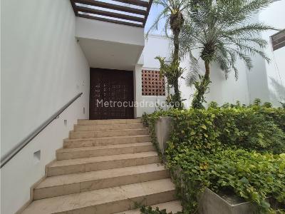 Casa de 5 alcobas en venta en Ciudad Jardin, Cali, 950 m² · foto 3 de 20