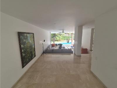 Casa de 5 alcobas en venta en Ciudad Jardin, Cali, 950 m² · foto 4 de 20