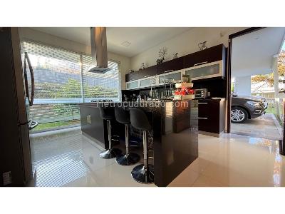 Casa de 4 alcobas en venta en Ciudad Jardin, Cali, 1700 m² · foto 9 de 20
