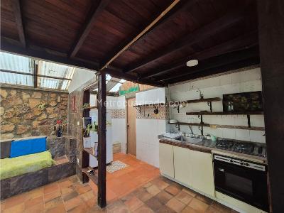 Casa de 5 alcobas en venta en La Reforma, Cali, 1518 m² · foto 4 de 20