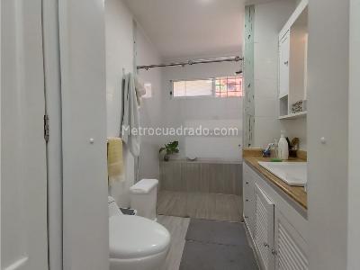 Apartamento de 3 alcobas en venta en Arboledas, Cali, 149 m² · foto 12 de 18