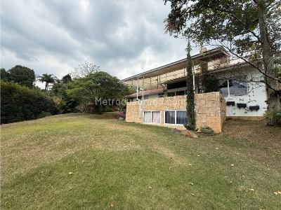 Casa de 3 alcobas en venta en Dapa, Cali · foto 2 de 20