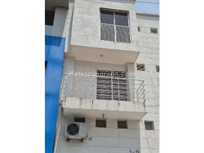 Casa de 4 alcobas en venta en Prados Del Norte, Cali, 225 m² · foto 2 de 20