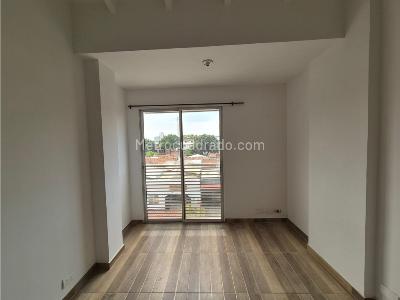 Casa de 4 alcobas en venta en Prados Del Norte, Cali, 225 m² · foto 7 de 20