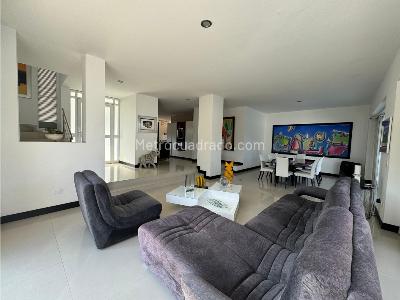 Casa de 4 alcobas en venta en Pance, Cali, 587 m² · foto 2 de 15