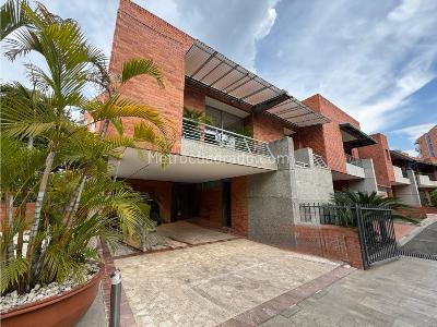 Casa de 4 alcobas en venta en Ciudad Jardin, Cali, 485 m² · foto 12 de 12