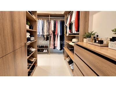 Apartamento de 3 alcobas en venta en Ciudad Jardin, Cali, 215 m² · foto 13 de 14
