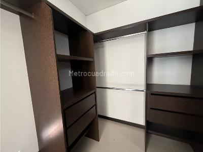 Apartamento de 3 alcobas en venta en Ciudad Jardin, Cali, 142 m² · foto 9 de 10