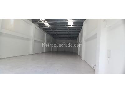 Local Comercial en Arriendo, Granada, Cali