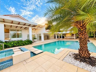 Casa de 4 alcobas en venta en Ciudad Jardin, Cali, 1800 m² · foto 6 de 20