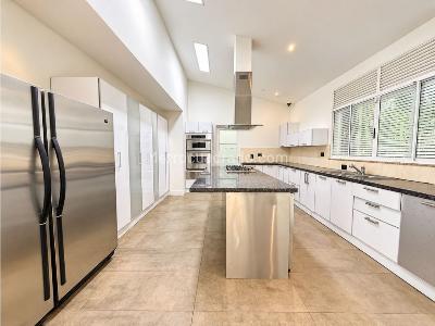 Casa de 4 alcobas en venta en Ciudad Jardin, Cali, 1800 m² · foto 14 de 20