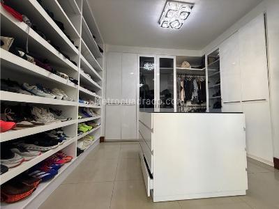 Casa de 3 alcobas en venta en Ciudad Jardin, Cali, 250 m² · foto 6 de 13