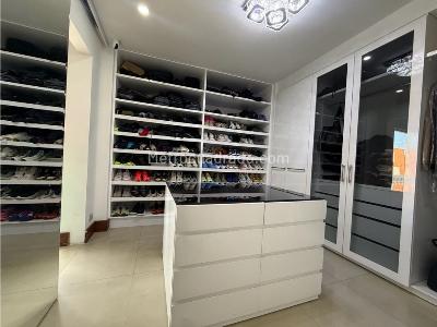 Casa de 3 alcobas en venta en Ciudad Jardin, Cali, 250 m² · foto 7 de 13