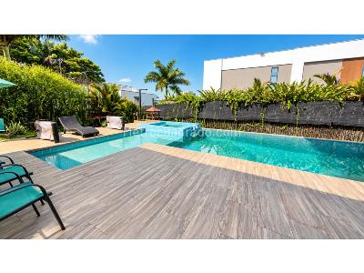 Casa de 4 alcobas en arriendo en Pance, Cali, 1000 m² · foto 2 de 8
