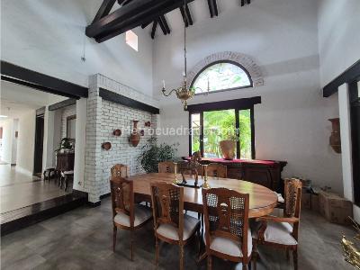 Casa de 3 alcobas en arriendo en Ciudad Jardin, Cali, 382 m² · foto 5 de 18