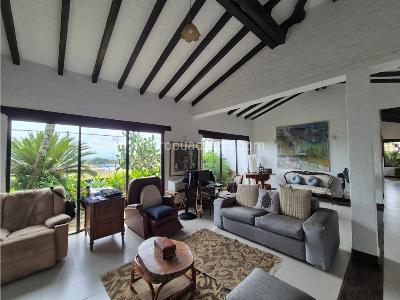 Casa de 3 alcobas en arriendo en Ciudad Jardin, Cali, 382 m² · foto 11 de 18