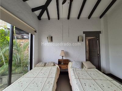 Casa de 3 alcobas en arriendo en Ciudad Jardin, Cali, 382 m² · foto 13 de 18