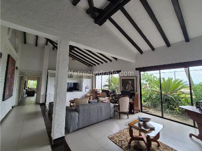 Casa de 3 alcobas en arriendo en Ciudad Jardin, Cali, 382 m² · foto 16 de 18