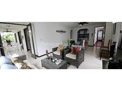 Apartamento de 3 alcobas en venta en Avenida 40, Girardot, 121 m² · foto 5 de 20