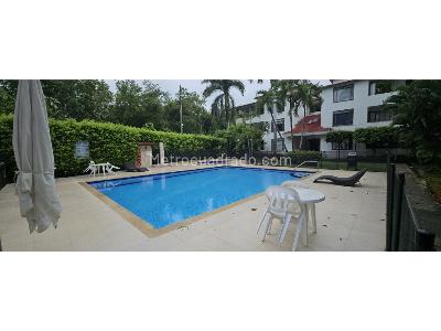 Apartamento de 3 alcobas en venta en Avenida 40, Girardot, 121 m² · foto 19 de 20