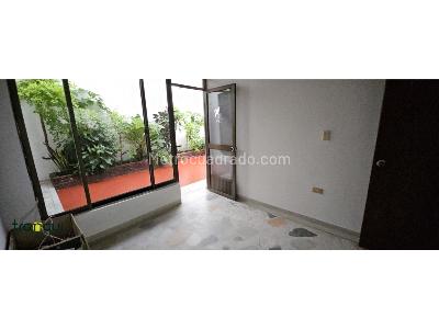 Casa de 5 alcobas en venta en Las Brisas, Neiva, 197 m² · foto 2 de 16