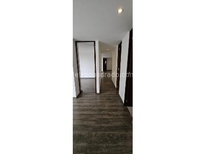 Apartamento de 3 alcobas en venta en Bella Suiza, Bogotá, 102 m² · foto 17 de 20