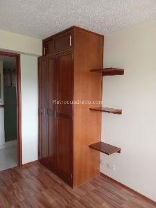 Apartaestudio en arriendo en Hayuelos, Bogotá, 59 m² · foto 3 de 9