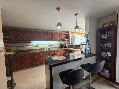 Casa de 4 alcobas en venta en Asturias, Chía, 235 m² · foto 19 de 20
