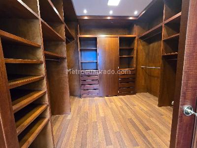 Apartamento en venta en Santa Barbara Alta, Bogotá · foto 18 de 20