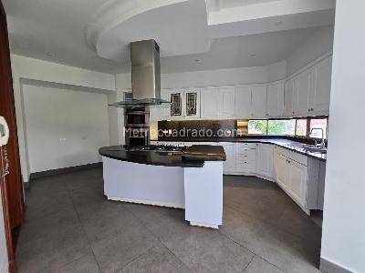 Apartamento en venta en Santa Barbara Alta, Bogotá · foto 5 de 20