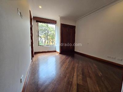 Apartamento en venta en Santa Barbara Alta, Bogotá · foto 13 de 20