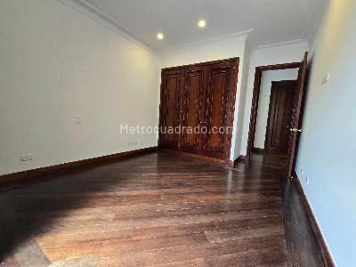 Apartamento en venta en Santa Barbara Alta, Bogotá · foto 15 de 20