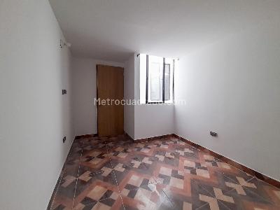 Casa de 5 alcobas en venta en La Doctora, Sabaneta, 400 m² · foto 10 de 17