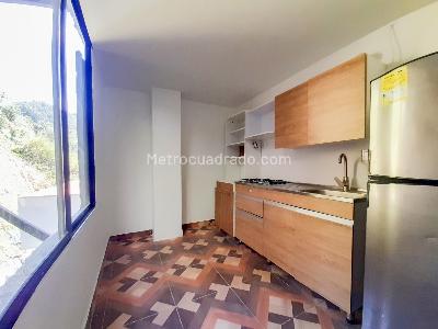 Casa de 5 alcobas en venta en La Doctora, Sabaneta, 400 m² · foto 5 de 17