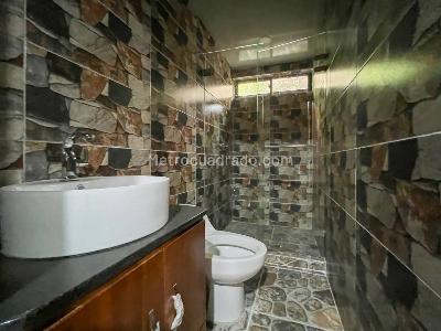 Apartaestudio en arriendo en El Salado, Envigado, 18 m² · foto 3 de 3