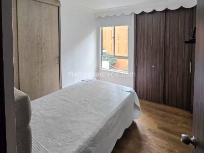 Apartamento de 3 alcobas en venta en San Joaquin, Sabaneta, 89 m² · foto 8 de 11