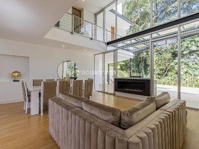 Casa de 4 alcobas en venta en El Poblado, Medellín, 502 m² · foto 5 de 20