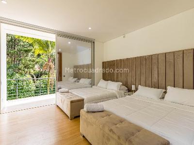 Casa de 4 alcobas en venta en El Poblado, Medellín, 502 m² · foto 14 de 20
