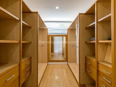 Casa de 4 alcobas en venta en El Poblado, Medellín, 502 m² · foto 16 de 20