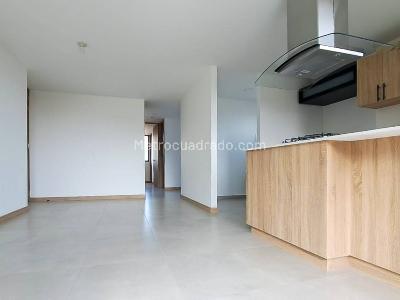 Apartamento de 2 alcobas en venta en San Antonio, Rionegro, 73 m² · foto 2 de 8