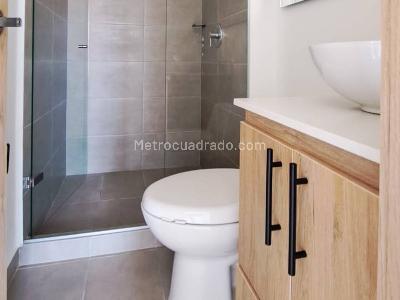 Apartamento de 2 alcobas en venta en San Antonio, Rionegro, 73 m² · foto 6 de 8