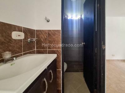 Apartamento de 4 alcobas en venta en Fontibon, Rionegro, 72 m² · foto 9 de 10
