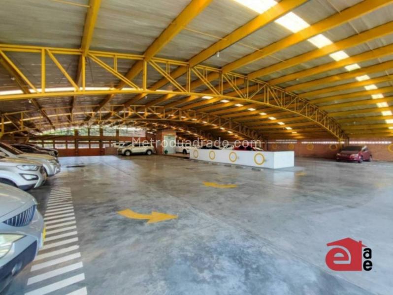 Bodega en Arriendo, Boston, Medellín - Widok 2