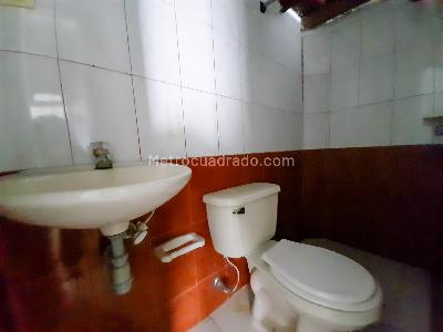 Casa en arriendo en Prado, Medellín · foto 16 de 20