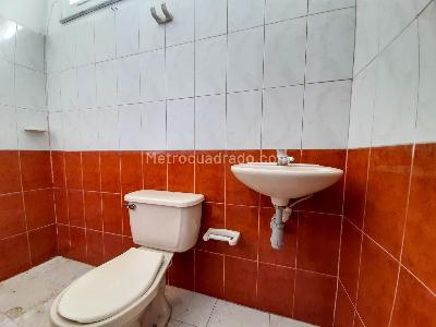 Casa en arriendo en Prado, Medellín · foto 19 de 20