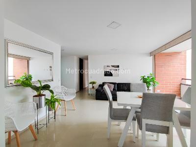Apartamento de 2 alcobas en venta en San Joaquin, Sabaneta, 72 m² · foto 2 de 16