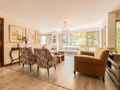 Apartamento de 3 alcobas en venta en El Poblado, Medellín, 198 m² · foto 3 de 16