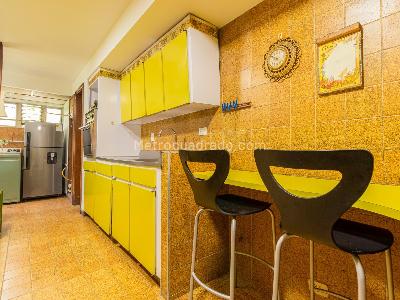 Apartamento de 3 alcobas en venta en El Poblado, Medellín, 198 m² · foto 8 de 16