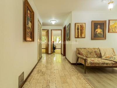 Apartamento de 3 alcobas en venta en El Poblado, Medellín, 198 m² · foto 9 de 16