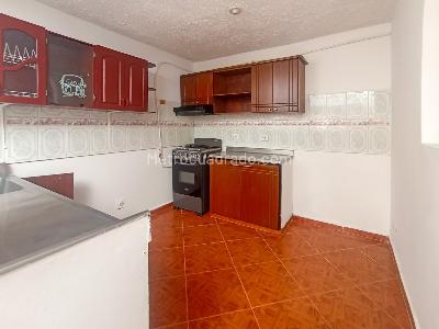 Casa de 3 alcobas en venta en El Porvenir, Rionegro, 120 m² · foto 3 de 14